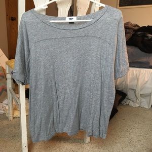 🌸2 for $15🌸 gray shirt